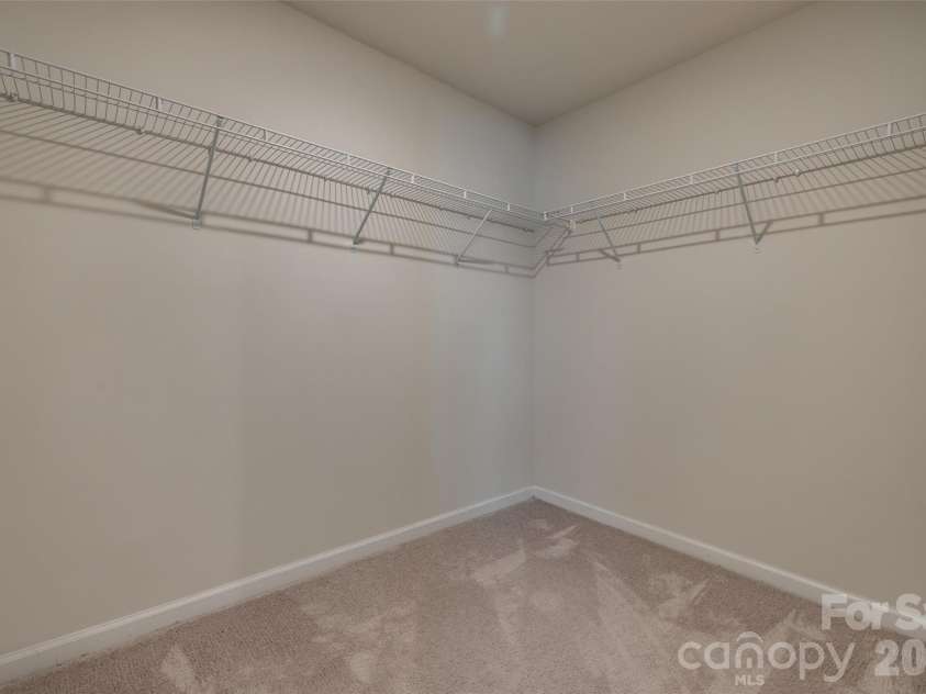 807 Gable Oak Lane, Fort Mill, SC 29708.  MLS# CAR4429749, YatesRealty ID 54480. 