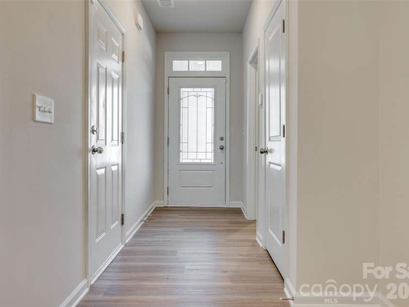 807 Gable Oak Lane, Fort Mill, SC 29708.  MLS# CAR4429749, YatesRealty ID 54480. 