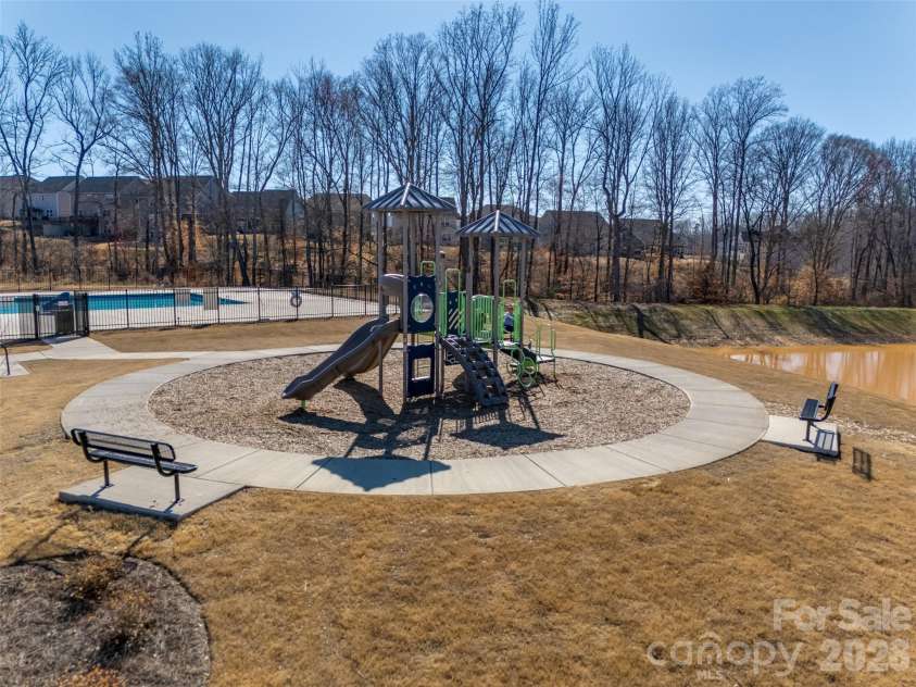 807 Gable Oak Lane, Fort Mill, SC 29708.  MLS# CAR4429749, YatesRealty ID 54480. 