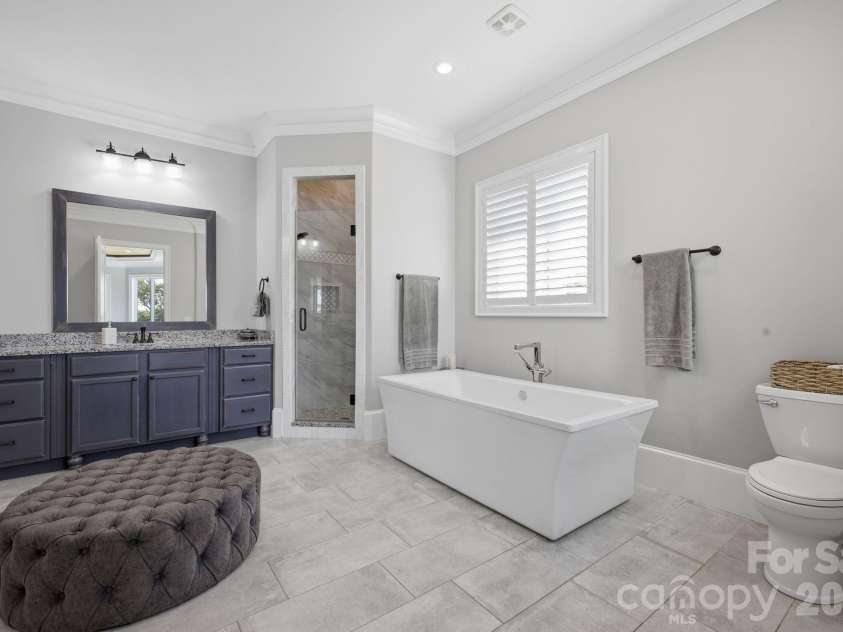 112 Birdsong Lane, Mooresville, NC 28117.  MLS# CAR4430430, YatesRealty ID 54482. Primary Bathroom