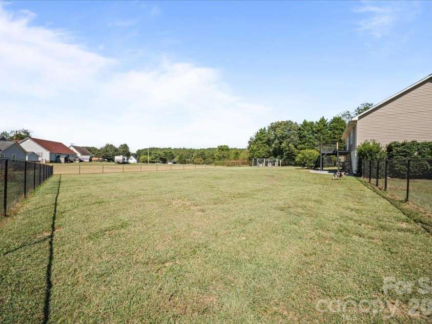 2241 Killian Road, Lincolnton, NC 28092.  MLS# CAR4429796, YatesRealty ID 54484. 