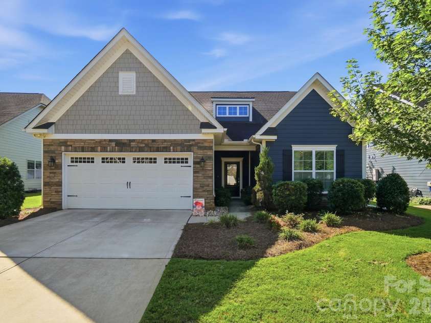 515 Trillium Way, Belmont, NC 28012.  MLS# CAR4429736, YatesRealty ID 54485. 