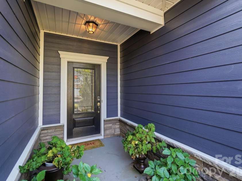 515 Trillium Way, Belmont, NC 28012.  MLS# CAR4429736, YatesRealty ID 54485. 