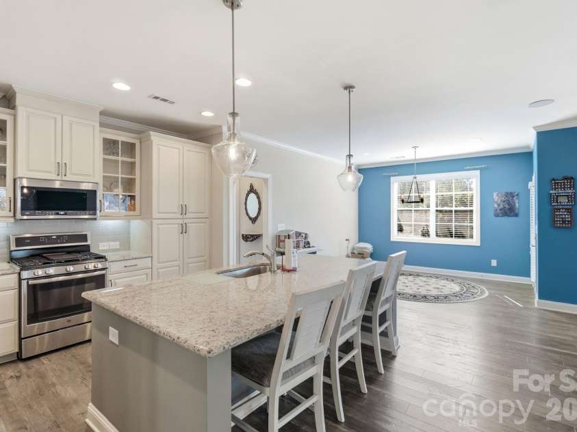 515 Trillium Way, Belmont, NC 28012.  MLS# CAR4429736, YatesRealty ID 54485. 