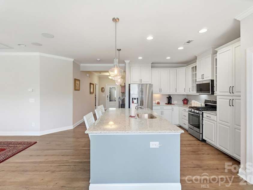 515 Trillium Way, Belmont, NC 28012.  MLS# CAR4429736, YatesRealty ID 54485. 