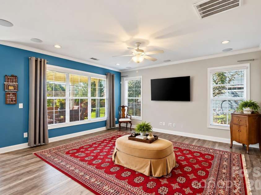 515 Trillium Way, Belmont, NC 28012.  MLS# CAR4429736, YatesRealty ID 54485. 