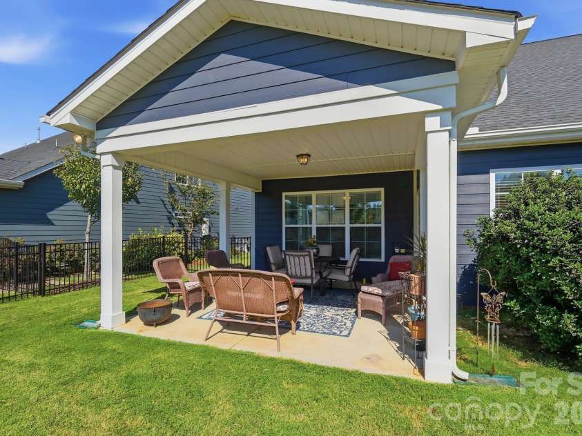 515 Trillium Way, Belmont, NC 28012.  MLS# CAR4429736, YatesRealty ID 54485. 