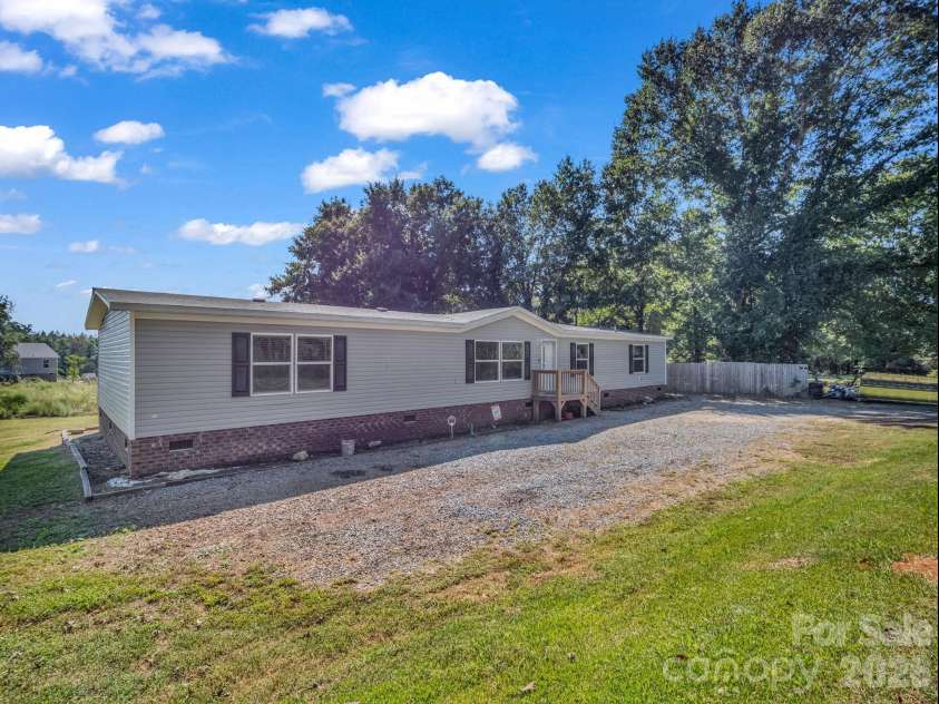 316 New Jerusalem Church Road, Forest City, NC 28043.  MLS# CAR4430922, YatesRealty ID 54486. 