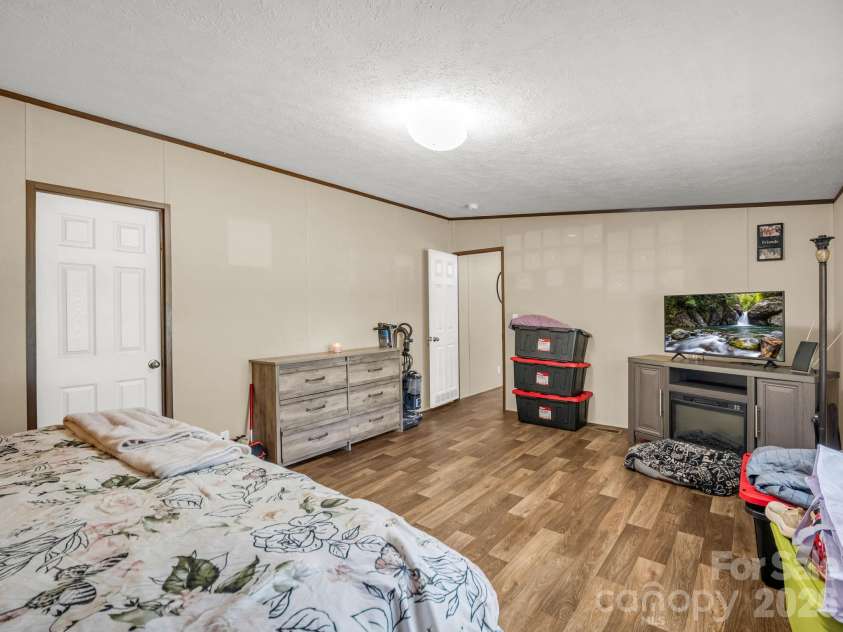 316 New Jerusalem Church Road, Forest City, NC 28043.  MLS# CAR4430922, YatesRealty ID 54486. 