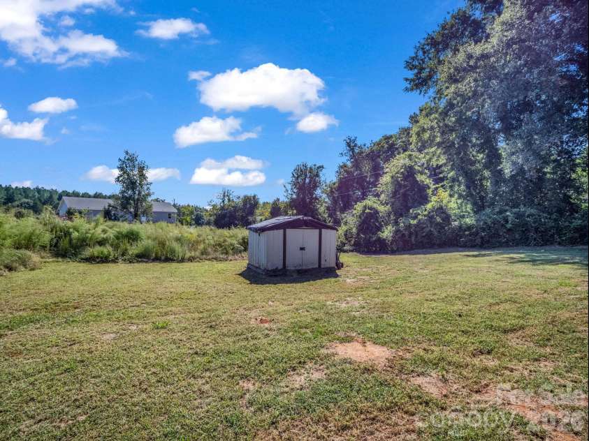 316 New Jerusalem Church Road, Forest City, NC 28043.  MLS# CAR4430922, YatesRealty ID 54486. 