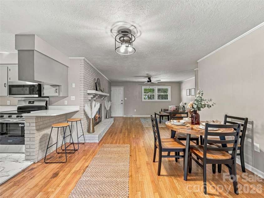 71 Murphy Hill Road, Weaverville, NC 28787.  MLS# CAR4430127, YatesRealty ID 54488. 
