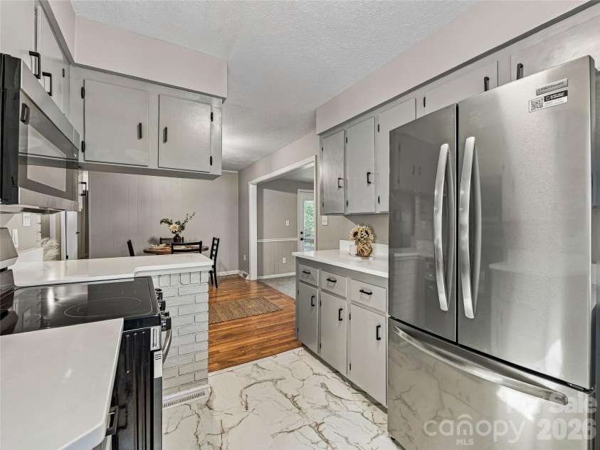 71 Murphy Hill Road, Weaverville, NC 28787.  MLS# CAR4430127, YatesRealty ID 54488. 