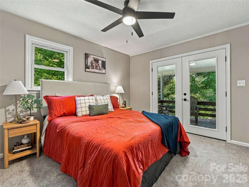 71 Murphy Hill Road, Weaverville, NC 28787.  MLS# CAR4430127, YatesRealty ID 54488. 