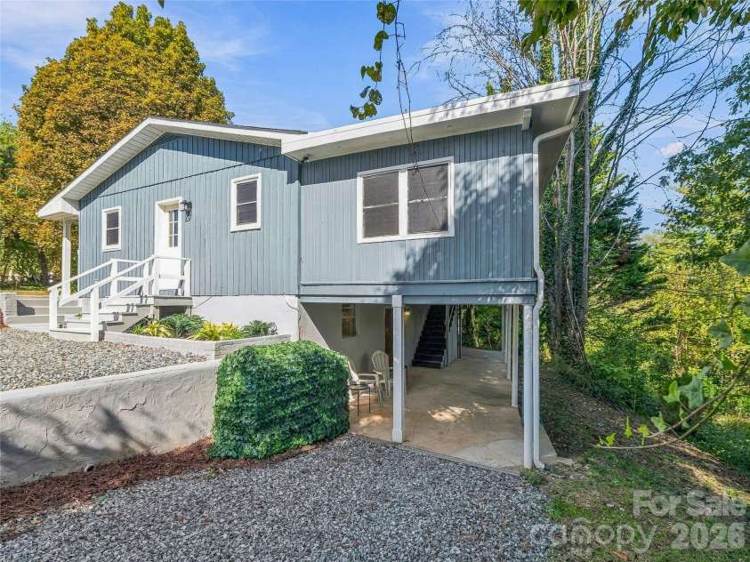 71 Murphy Hill Road, Weaverville, NC 28787.  MLS# CAR4430127, YatesRealty ID 54488. 