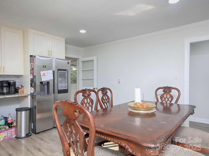 3119 Hickory Highway, Statesville, NC 28677.  MLS# CAR4161223, YatesRealty ID 5449. 