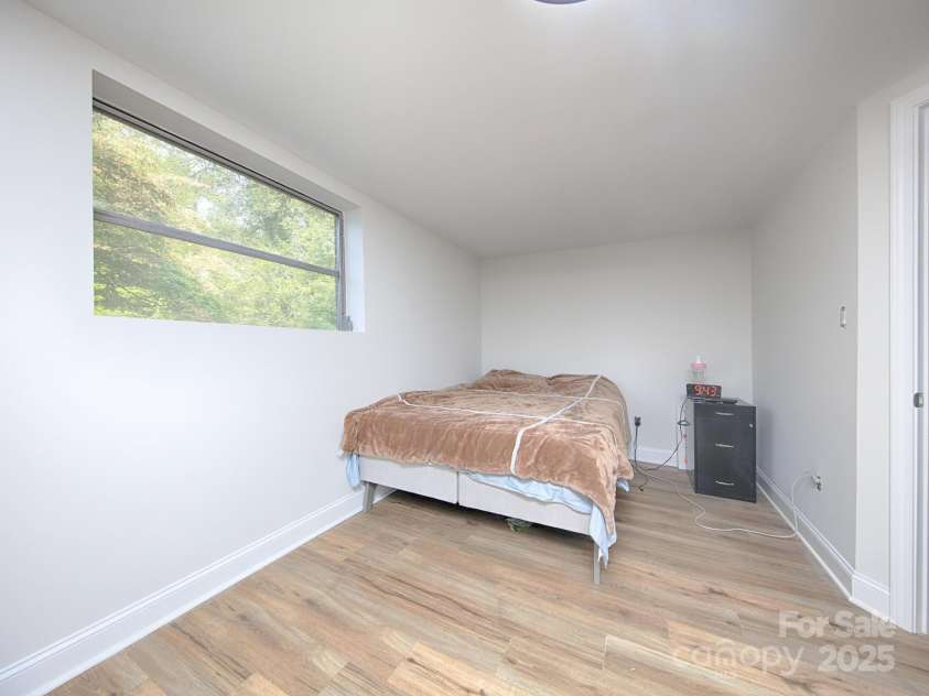 3119 Hickory Highway, Statesville, NC 28677.  MLS# CAR4161223, YatesRealty ID 5449. Basement bedroom