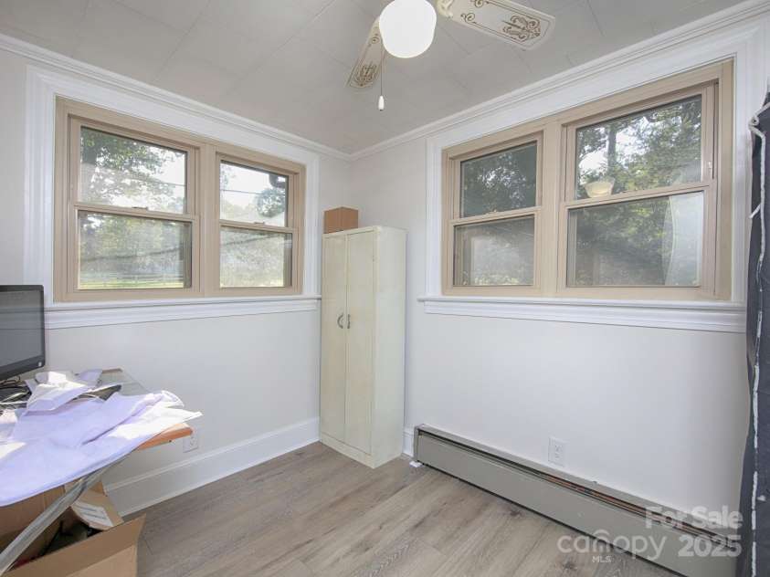 3119 Hickory Highway, Statesville, NC 28677.  MLS# CAR4161223, YatesRealty ID 5449. Office on main