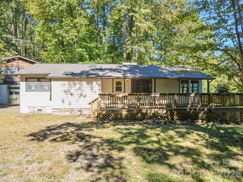 54 Twilight Lane, Sylva, NC 28779.  MLS# CAR4430916, YatesRealty ID 54490. 