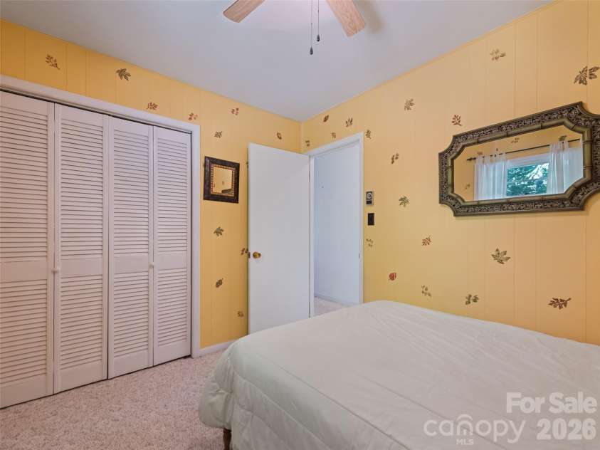 54 Twilight Lane, Sylva, NC 28779.  MLS# CAR4430916, YatesRealty ID 54490. 