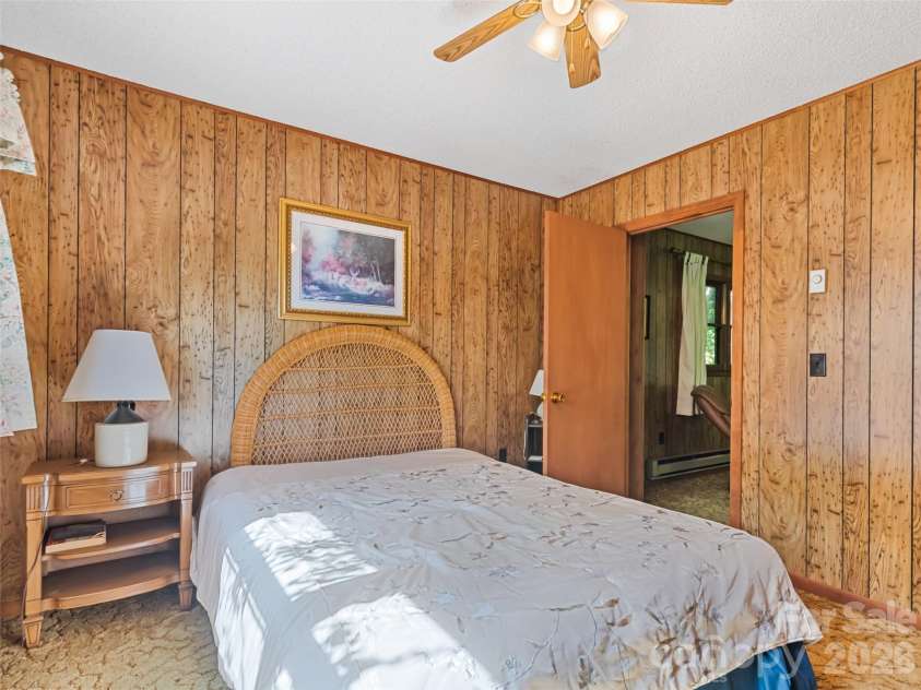54 Twilight Lane, Sylva, NC 28779.  MLS# CAR4430916, YatesRealty ID 54490. 