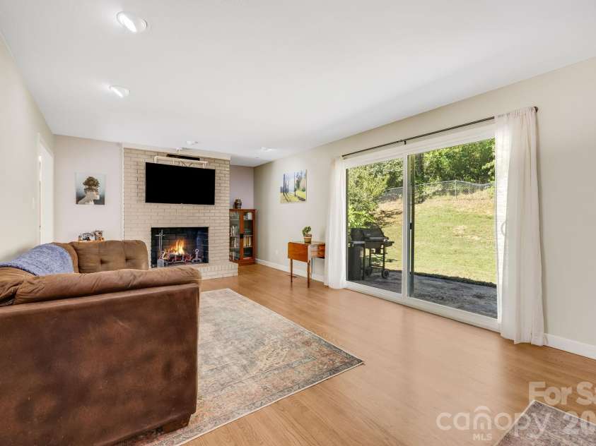 226 Mills Gap Road, Asheville, NC 28803.  MLS# CAR4422798, YatesRealty ID 54493. 