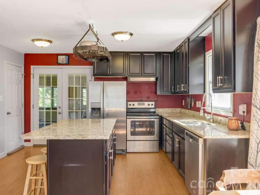 226 Mills Gap Road, Asheville, NC 28803.  MLS# CAR4422798, YatesRealty ID 54493. 