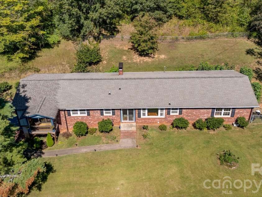 226 Mills Gap Road, Asheville, NC 28803.  MLS# CAR4422798, YatesRealty ID 54493. 