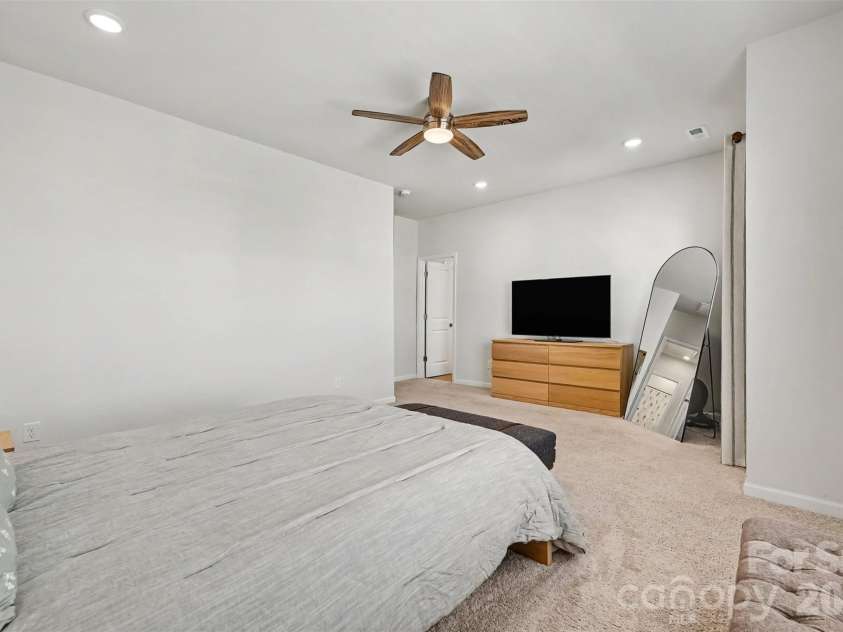 1213 Red River Drive, Salisbury, NC 28144.  MLS# CAR4427028, YatesRealty ID 54495. 
