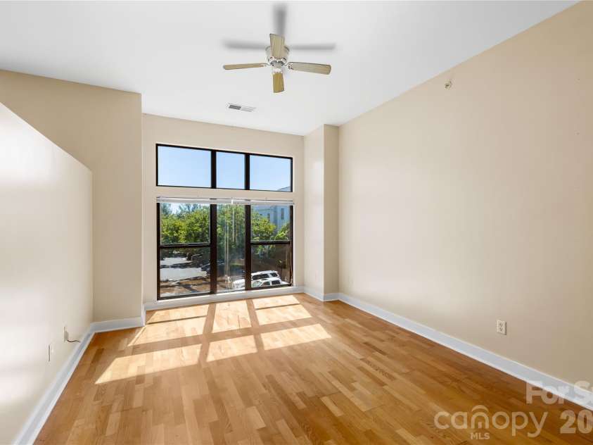 708 Davidson Street, Charlotte, NC 28202.  MLS# CAR4430598, YatesRealty ID 54497. 