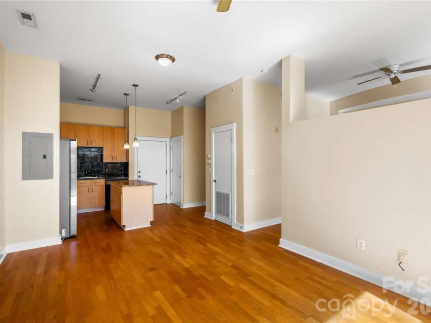 708 Davidson Street, Charlotte, NC 28202.  MLS# CAR4430598, YatesRealty ID 54497. 