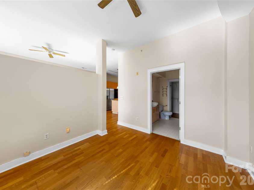 708 Davidson Street, Charlotte, NC 28202.  MLS# CAR4430598, YatesRealty ID 54497. 