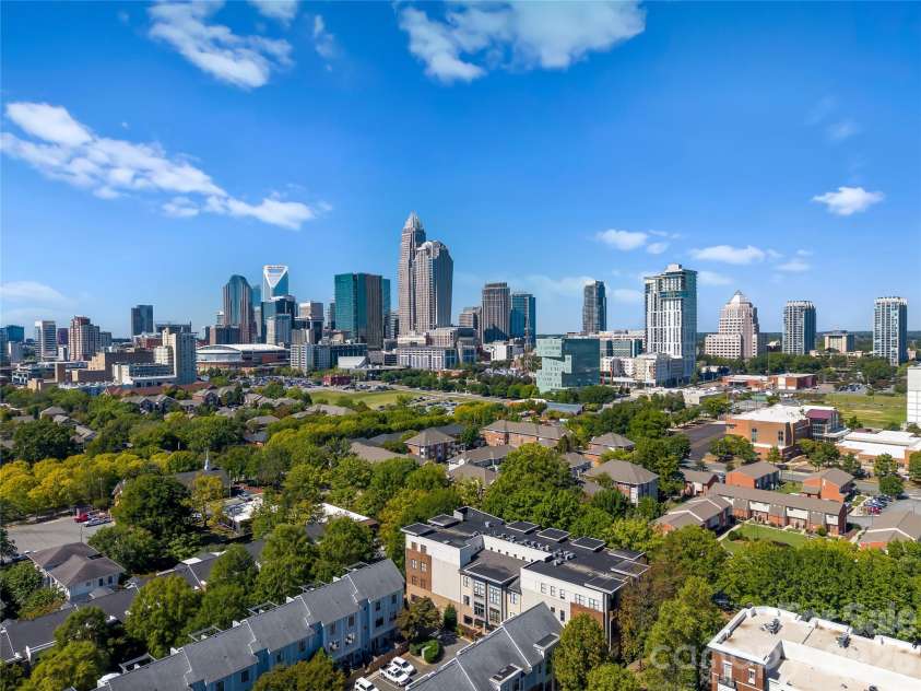 708 Davidson Street, Charlotte, NC 28202.  MLS# CAR4430598, YatesRealty ID 54497. 