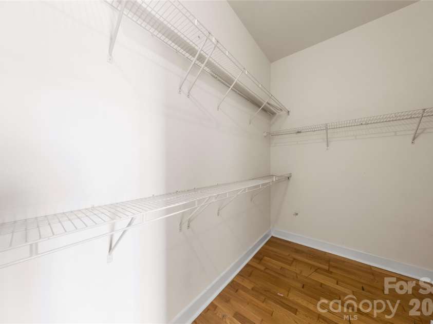 708 Davidson Street, Charlotte, NC 28202.  MLS# CAR4430598, YatesRealty ID 54497. Walk in closet