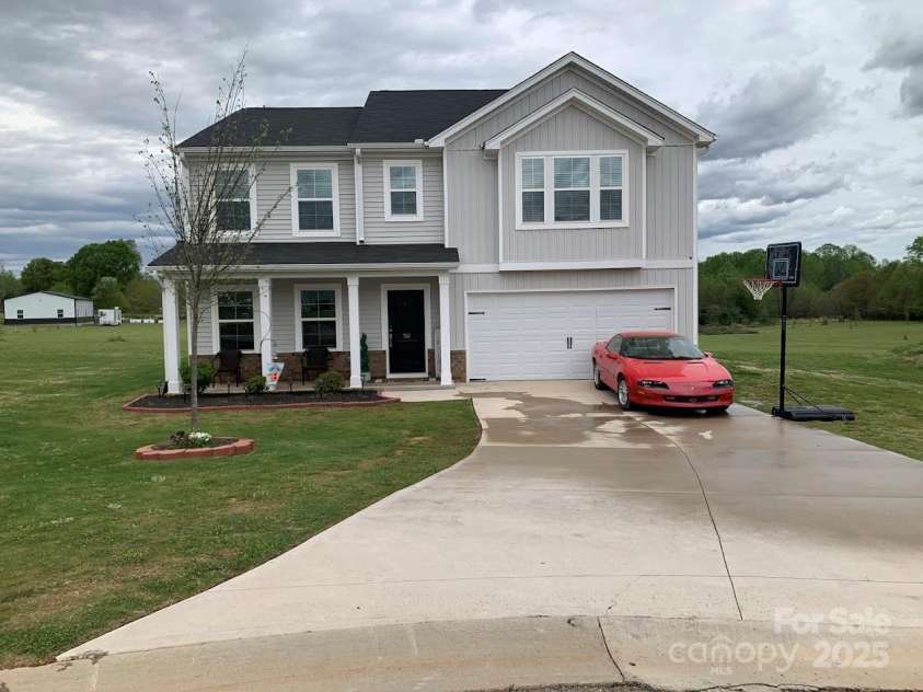 159 Deno Drive, Gaffney, SC 29341.  MLS# CAR4243656, YatesRealty ID 5450. Front of Home with Covered Porch