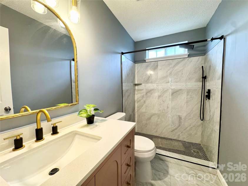 1634 Pamela Lorraine Drive, Charlotte, NC 28213.  MLS# CAR4430476, YatesRealty ID 54501. 