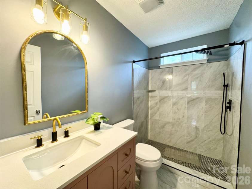 1634 Pamela Lorraine Drive, Charlotte, NC 28213.  MLS# CAR4430476, YatesRealty ID 54501. 