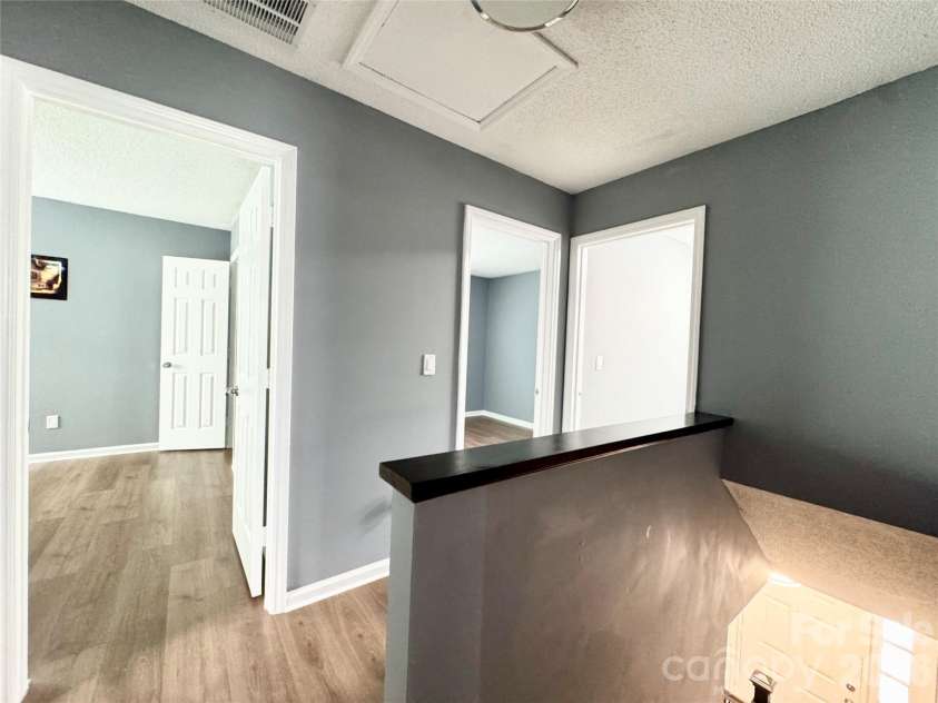 1634 Pamela Lorraine Drive, Charlotte, NC 28213.  MLS# CAR4430476, YatesRealty ID 54501. 