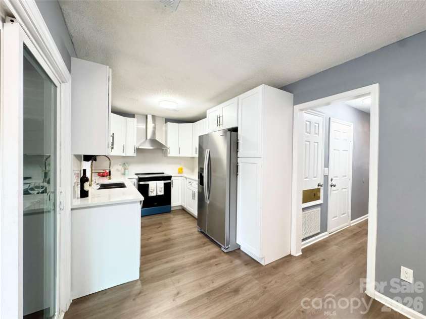 1634 Pamela Lorraine Drive, Charlotte, NC 28213.  MLS# CAR4430476, YatesRealty ID 54501. 