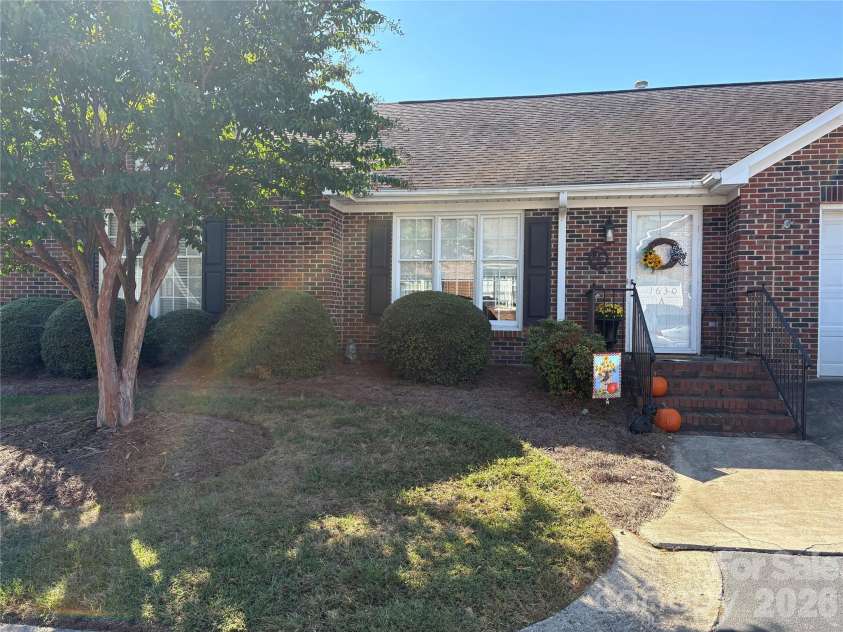 1678-A Union Road, Gastonia, NC 28054.  MLS# CAR4430646, YatesRealty ID 54503. 