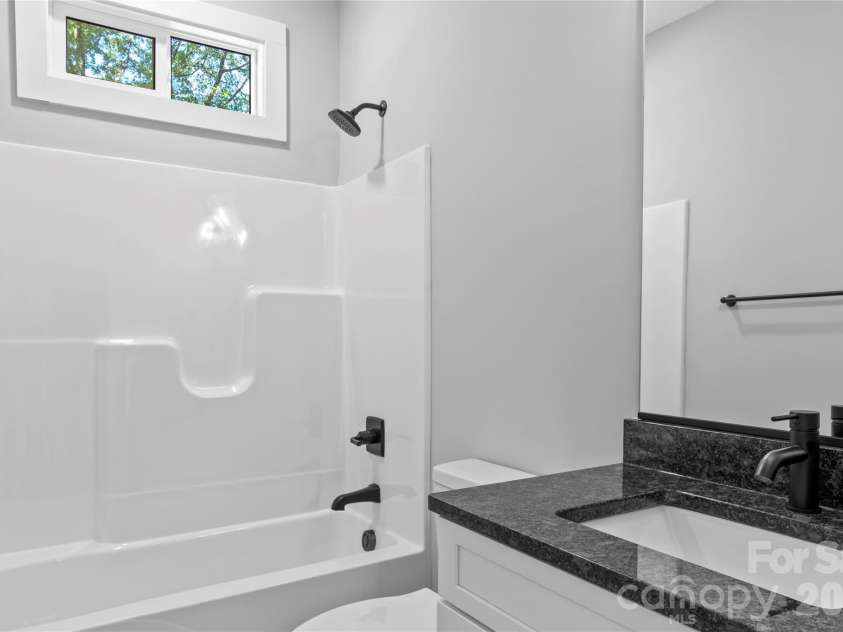 2303 Frederick Drive, Winston Salem, NC 27103.  MLS# CAR4430958, YatesRealty ID 54506. 