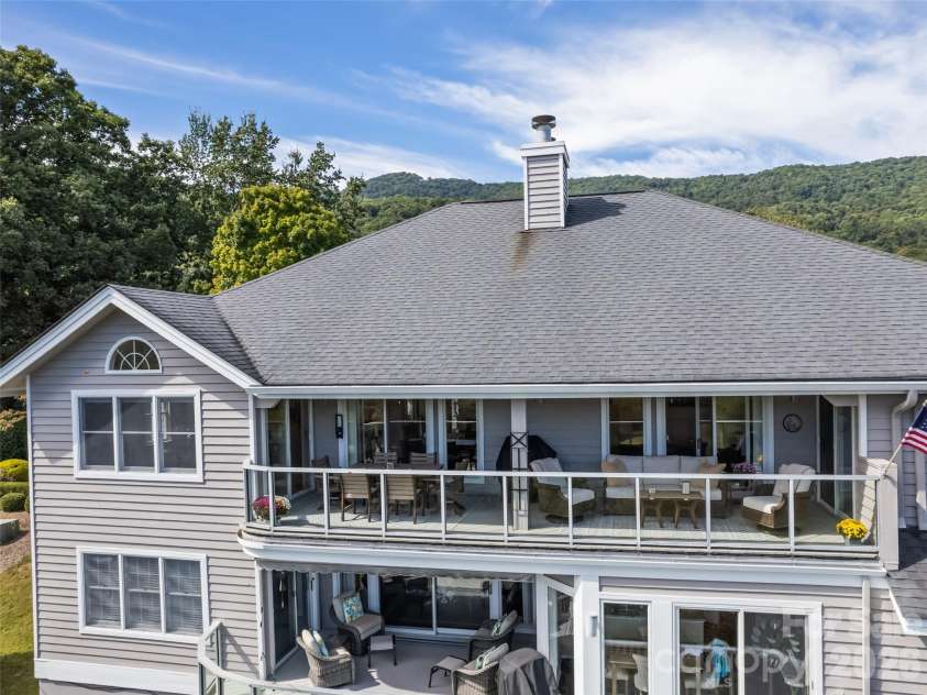 360 Skylark Lane, Waynesville, NC 28786.  MLS# CAR4430961, YatesRealty ID 54507. 