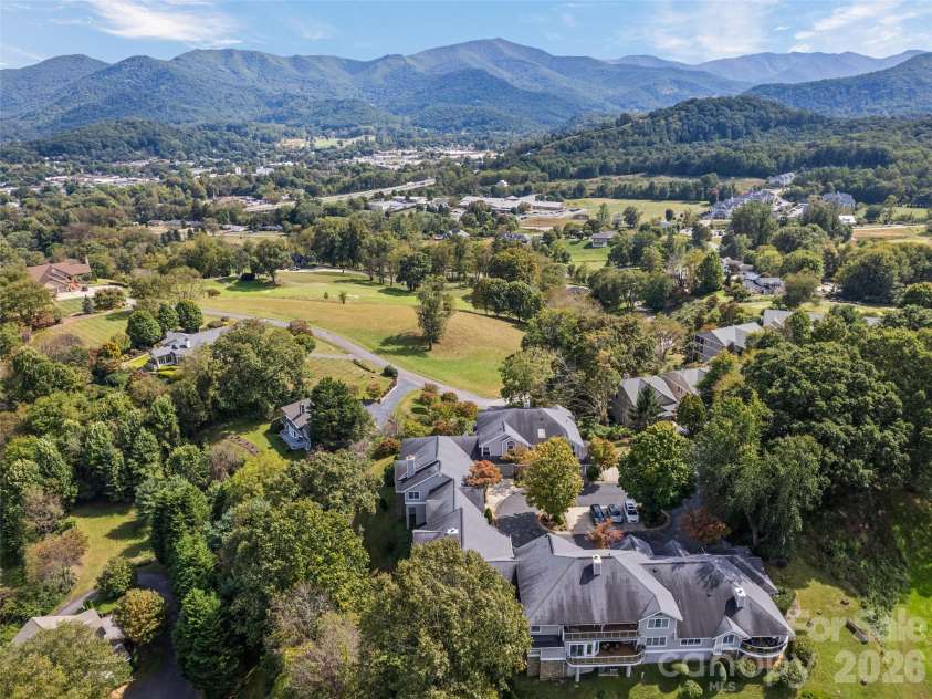 360 Skylark Lane, Waynesville, NC 28786.  MLS# CAR4430961, YatesRealty ID 54507. 