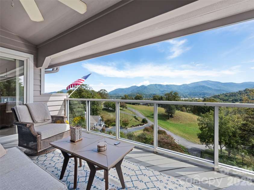 360 Skylark Lane, Waynesville, NC 28786.  MLS# CAR4430961, YatesRealty ID 54507. 