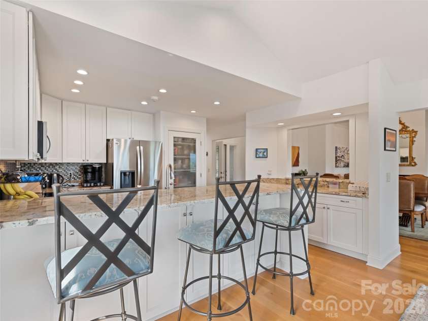 360 Skylark Lane, Waynesville, NC 28786.  MLS# CAR4430961, YatesRealty ID 54507. 
