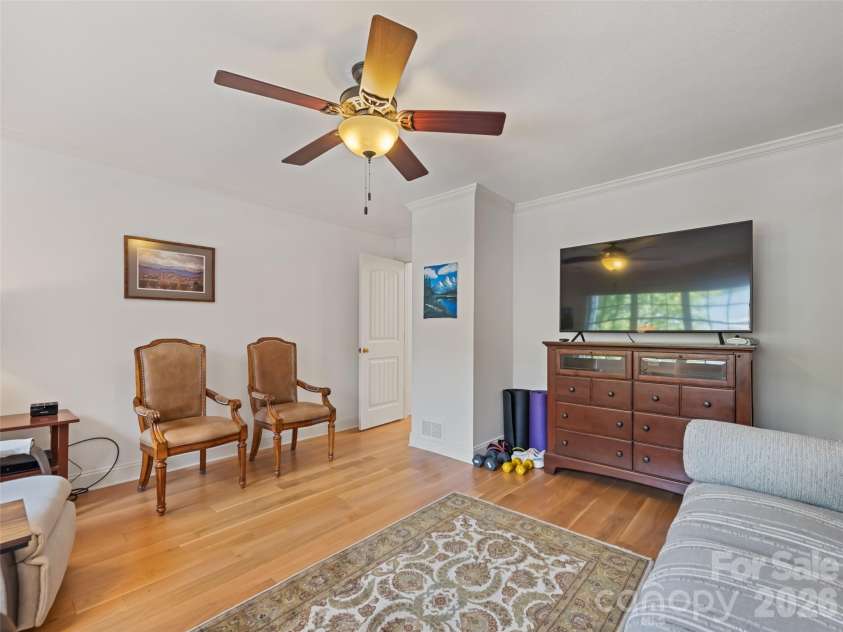 360 Skylark Lane, Waynesville, NC 28786.  MLS# CAR4430961, YatesRealty ID 54507. 