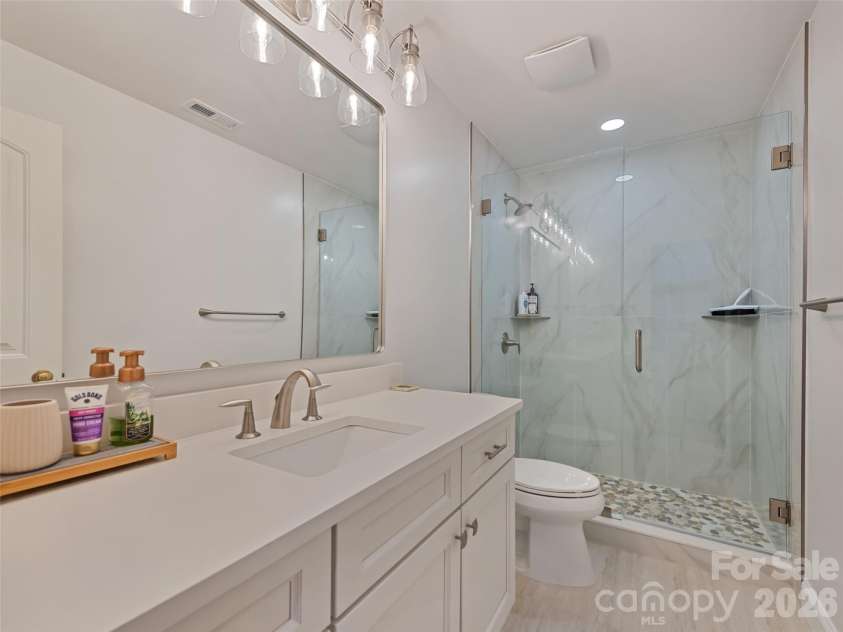 360 Skylark Lane, Waynesville, NC 28786.  MLS# CAR4430961, YatesRealty ID 54507. 