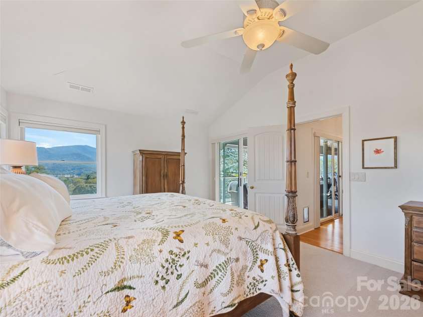 360 Skylark Lane, Waynesville, NC 28786.  MLS# CAR4430961, YatesRealty ID 54507. 