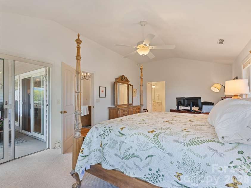 360 Skylark Lane, Waynesville, NC 28786.  MLS# CAR4430961, YatesRealty ID 54507. 