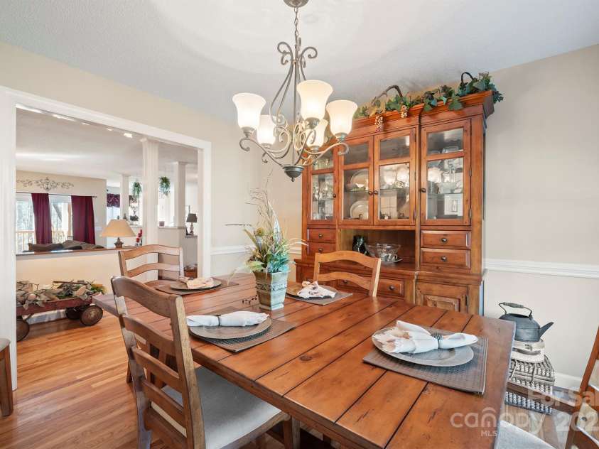 141 Spring Street, Hudson, NC 28638.  MLS# CAR4233330, YatesRealty ID 5451. 