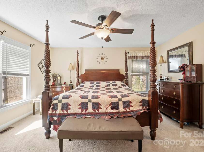 141 Spring Street, Hudson, NC 28638.  MLS# CAR4233330, YatesRealty ID 5451. 